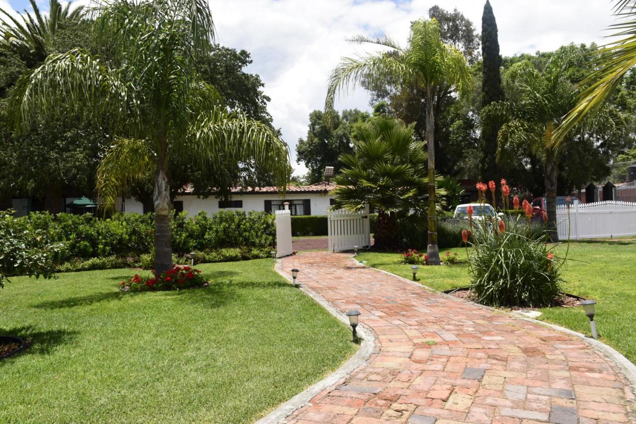 Hotel Palmas Teotihuacan San Juan Teotihuacán Dış mekan fotoğraf